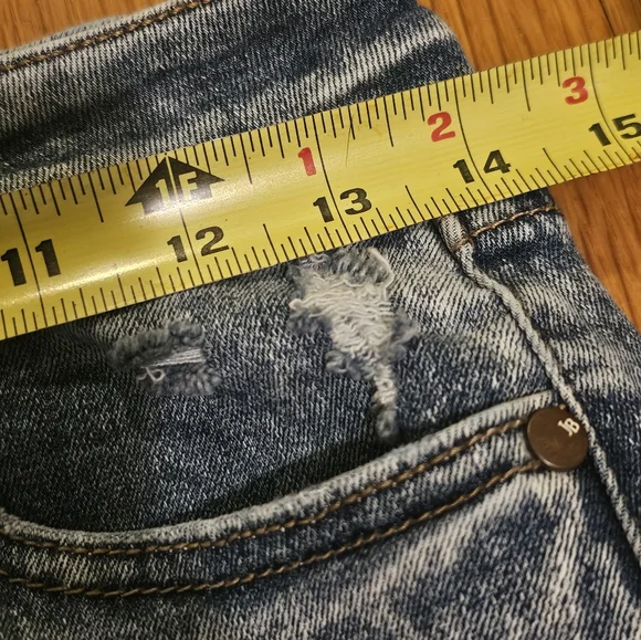 Judy Blue Jeans Blue Denim Cropped Bootcut Distressed Stretch Women's Size 7/28 - Picture 10 of 13